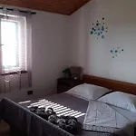 Apartment Dolac Primosten