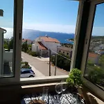 Dolac Apartment